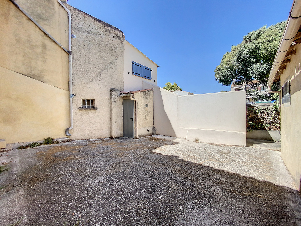 Location Divers Saint-Cyr-sur-Mer
