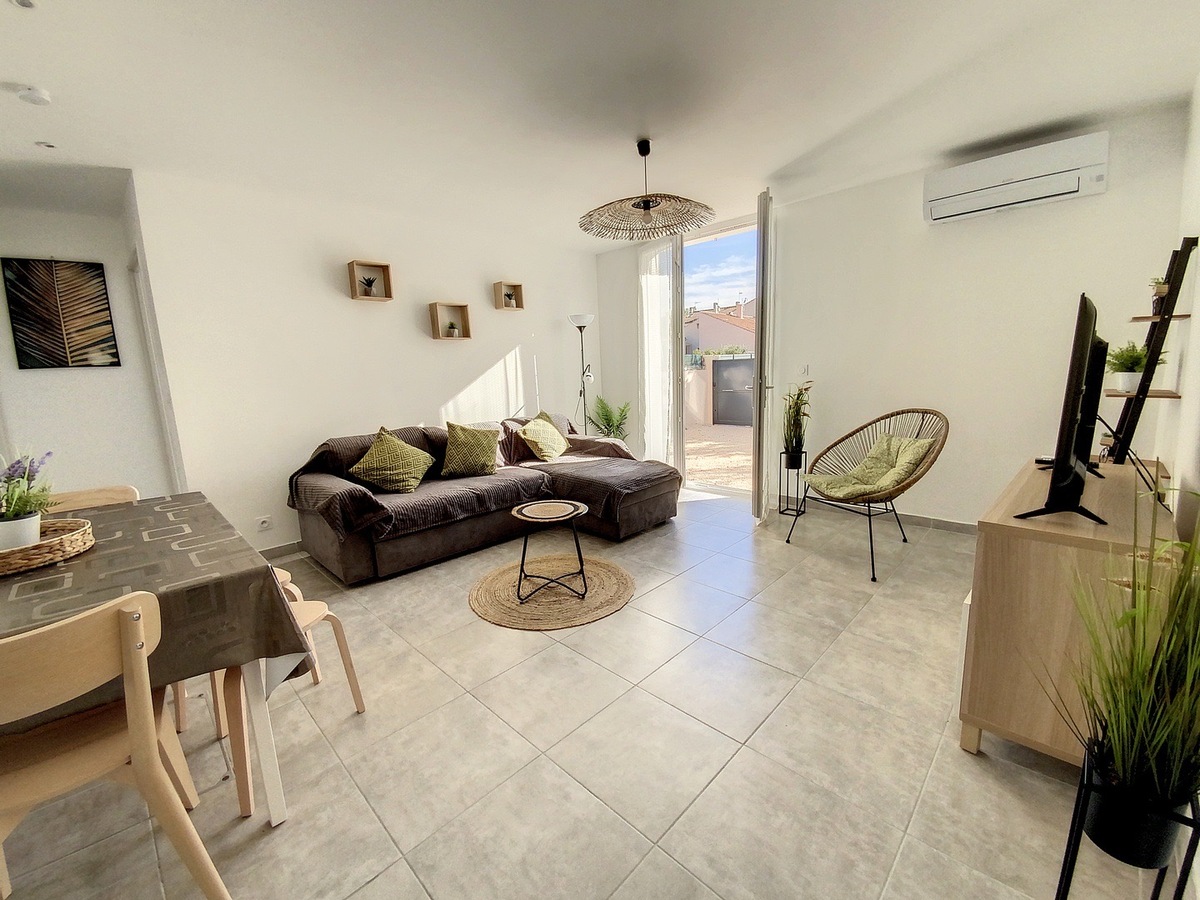 Location Appartement Saint-Cyr-sur-Mer